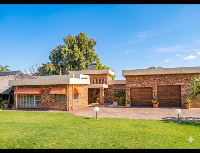 4 BEDROOM HOUSE FOR SALE IN BEDWORTH PARK